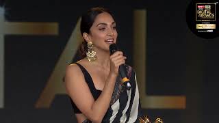 Kiara Advani's super fun moment at GNT-IWMBuzz Digital Awards: Must Watch