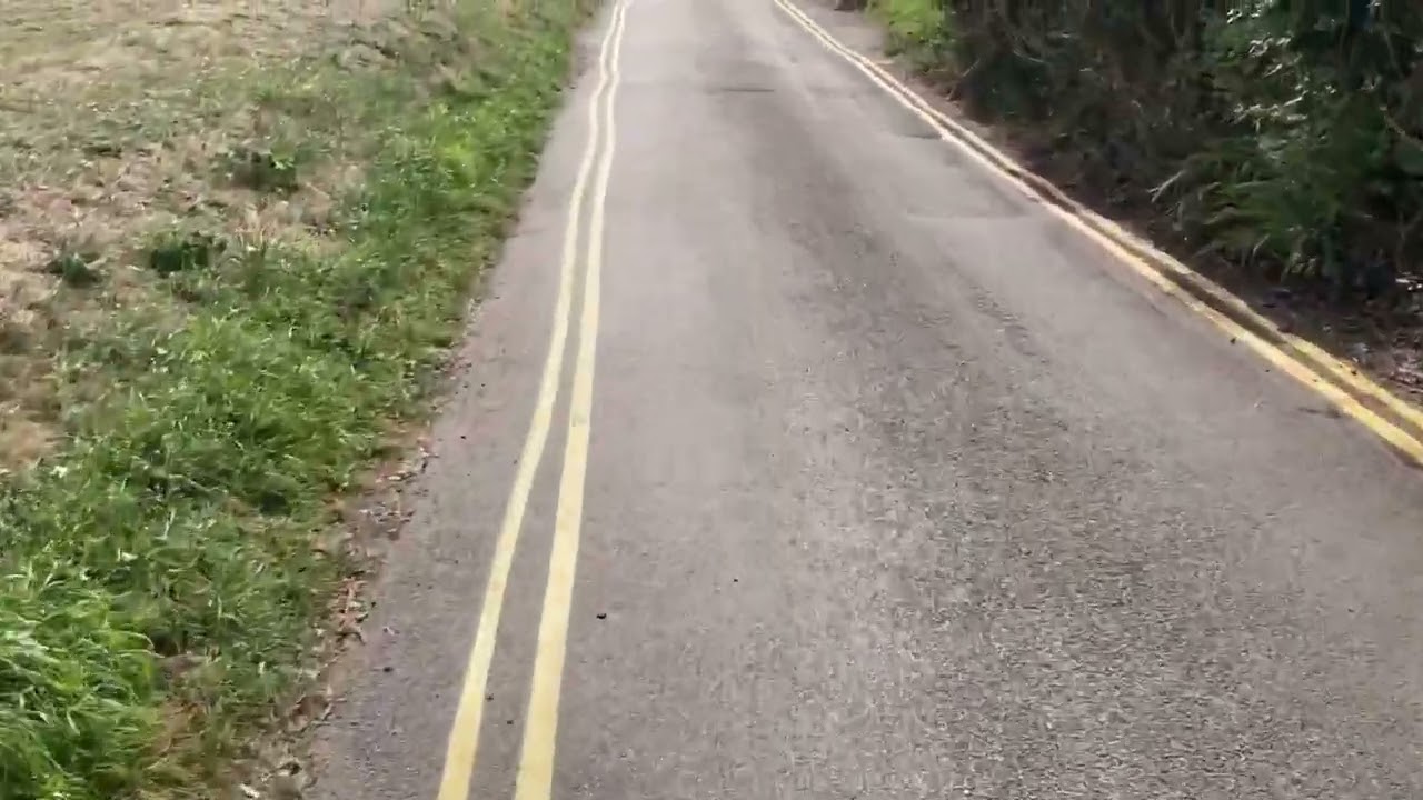 Wonky yellow lines cause controversy in Old Hunstanton