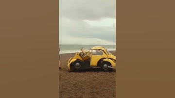 Bumblebee Transformation REVERSE #reverse #reversevideo #bumblebee #bumblebeedance #transformers