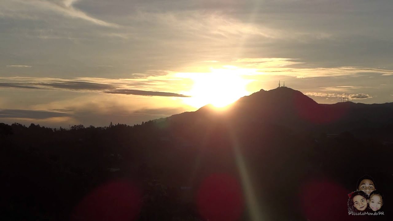 amanecer en las montañas