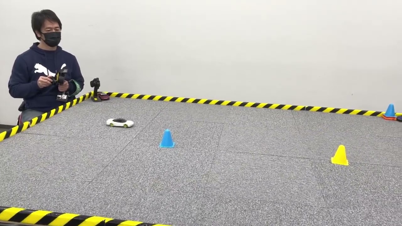 ミニッツ体験】AWD初代「NSX」ドリフト練習 by アカザー - YouTube