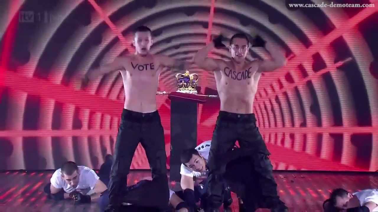 [HD] French Stuntmen CASCADE - Britain's Got Talent 2012 Live Semi Final - VOSTFR