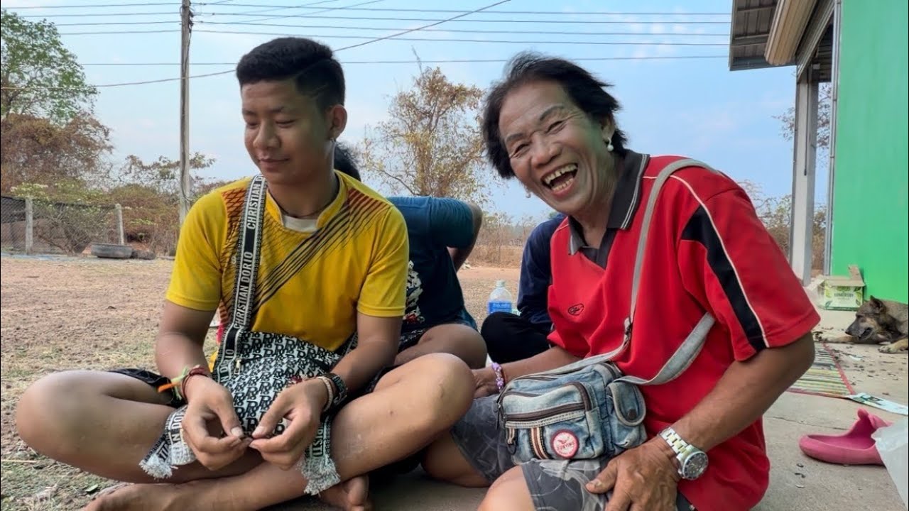 ด่วนๆ..แม่ย่าเจ้สอน บอกให้บักหรั่งมีเมียชะนี🙄🙄แล้วกะเทยเฒ่าล่ะสู..