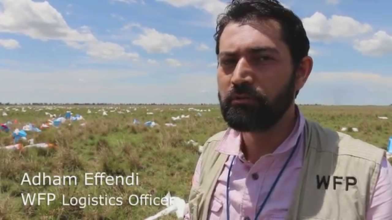 Südsudan: Erstmals erreicht Speiseöl per Fallschirm die Menschen