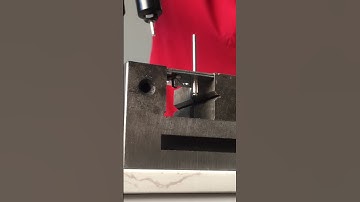 What’s the contrast between the two? #rivet #core #nameplate #open #waterproof #fastner #lantern