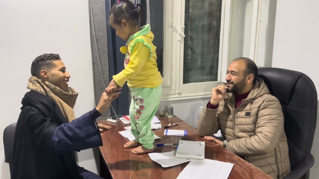 علاج نقص الاكسجين في المخ وضعف العضلات وتاخر المشي عند الاطفال مع دكتور محمد عبدالمعطي مخ و اعصاب