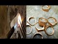 How is Made Men's Ring Gold Hallmark 916 ( 22 kt )