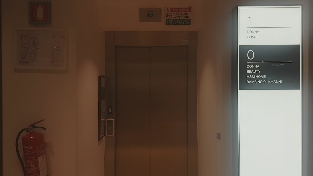 Brand New 2016 thyssenkrupp Synergy MRL Traction Elevator@H&M Elnòs Mall, Roncadelle, Italy