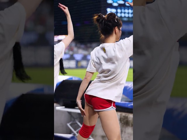 아웃송~🎶 Let's Go~‼️ 趙多彬 조다빈 치어리더 직캠