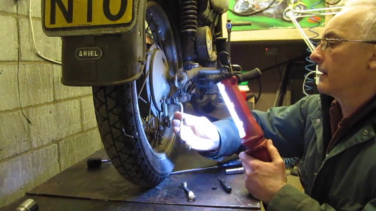 Removing the Arrow Fuel Tank