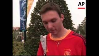 Fans prepare for Spain/Ireland WCup clash screenshot 4