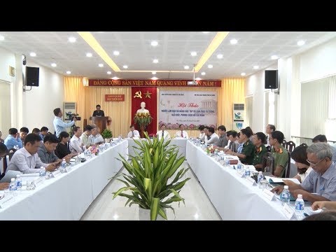 Video Người làm báo Đà Nẵng học tập và làm theo lời Bác - YouTube