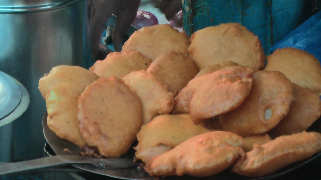 ALOO BAJJI | POTATO BAJJI | STREET FOOD | HYDERABAD STREET FOOD street food