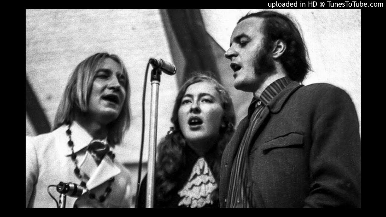 The Young Tradition - The Brisk Young Widow The Young Tradition - The Brisk Young Widow