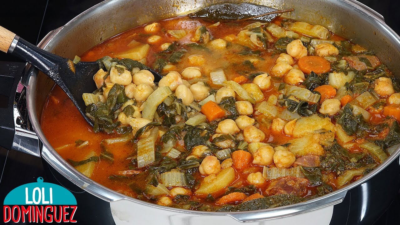 Guiso de garbanzos con acelgas receta de la abuela. Saludable y deliciosa comida de cuchara