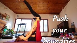 #3ABT: AcroYoga Beginner Tutorial - Straddle Bat