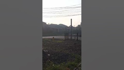 Berharap ada parade di Daop 2 🙂 #fypviralシ #keretaapi #cc206