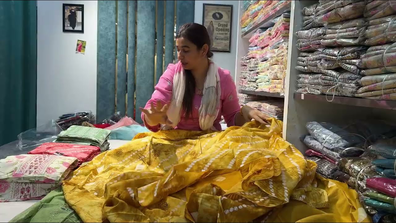 एक से बड कर एक सूट बिल्कुल trending 👉 +91 89018 38838