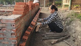 Download Lagu The girl - with the idea and technique of building the foundation of her dream house like a boat MP3