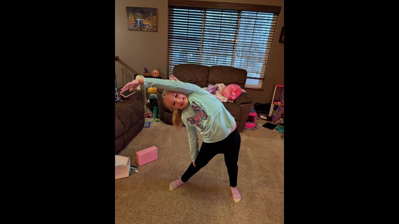 Stretching routine to get flexible fast for dancers - YouTube