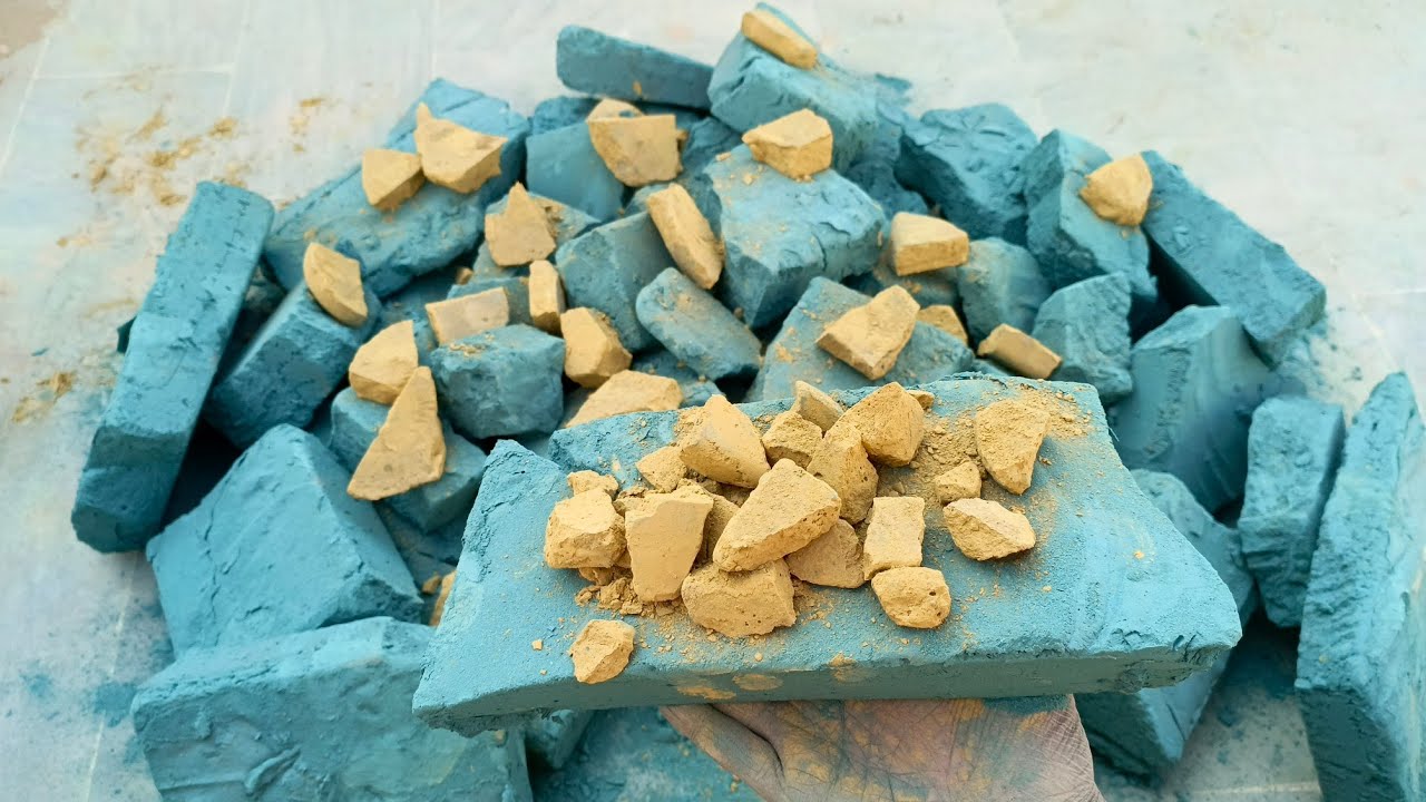 Asmr. Masterpiece blue dirt dry crumbling with yellow mini chunks