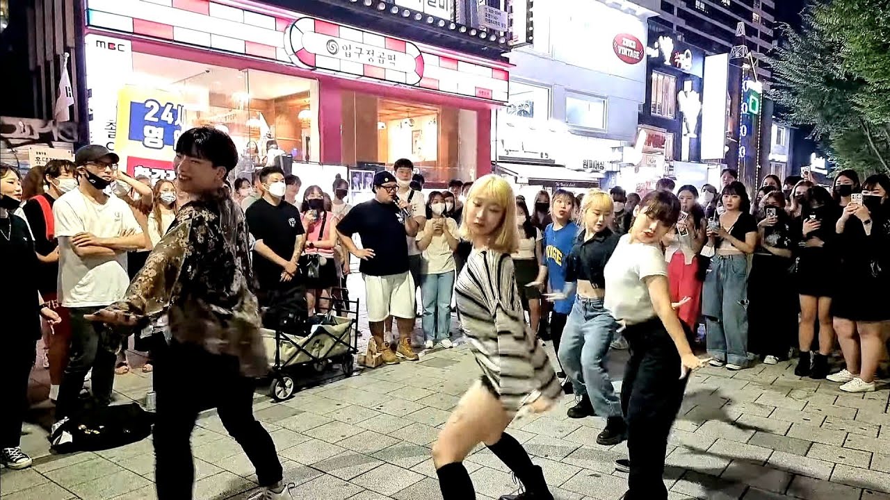 FRIDAY. RED CREW & DADADA CREW. BEAUTIFUL FANTASTIC HONGDAE BUSKING. GANGYONG, GOOD MC.