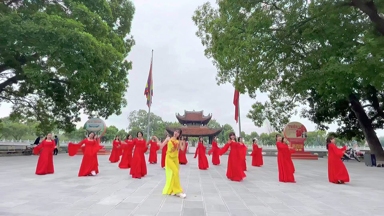 Khuê Mộc Lang / CLB Zumba Châu Khê