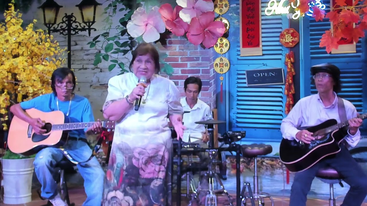 Đừng xa em đêm nay  - Sáng tác: Đức Huy -  Trình bày : Kim Hoàng