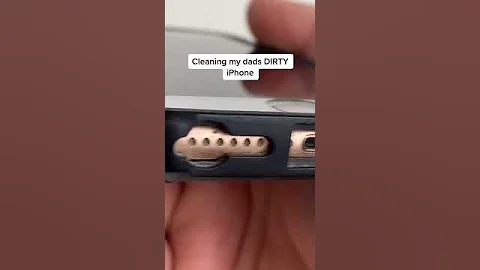 Cleaning DIRTY iPhone 🤢 (SATISFYING) #Shorts