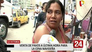 Compran pavos para cena navideña en el último momento