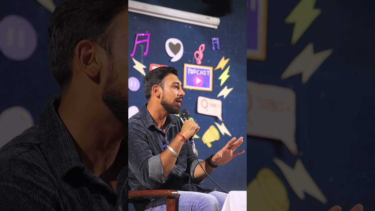 At Dyal singh college - Delhi university, with our own commerce fam ❤️🫶