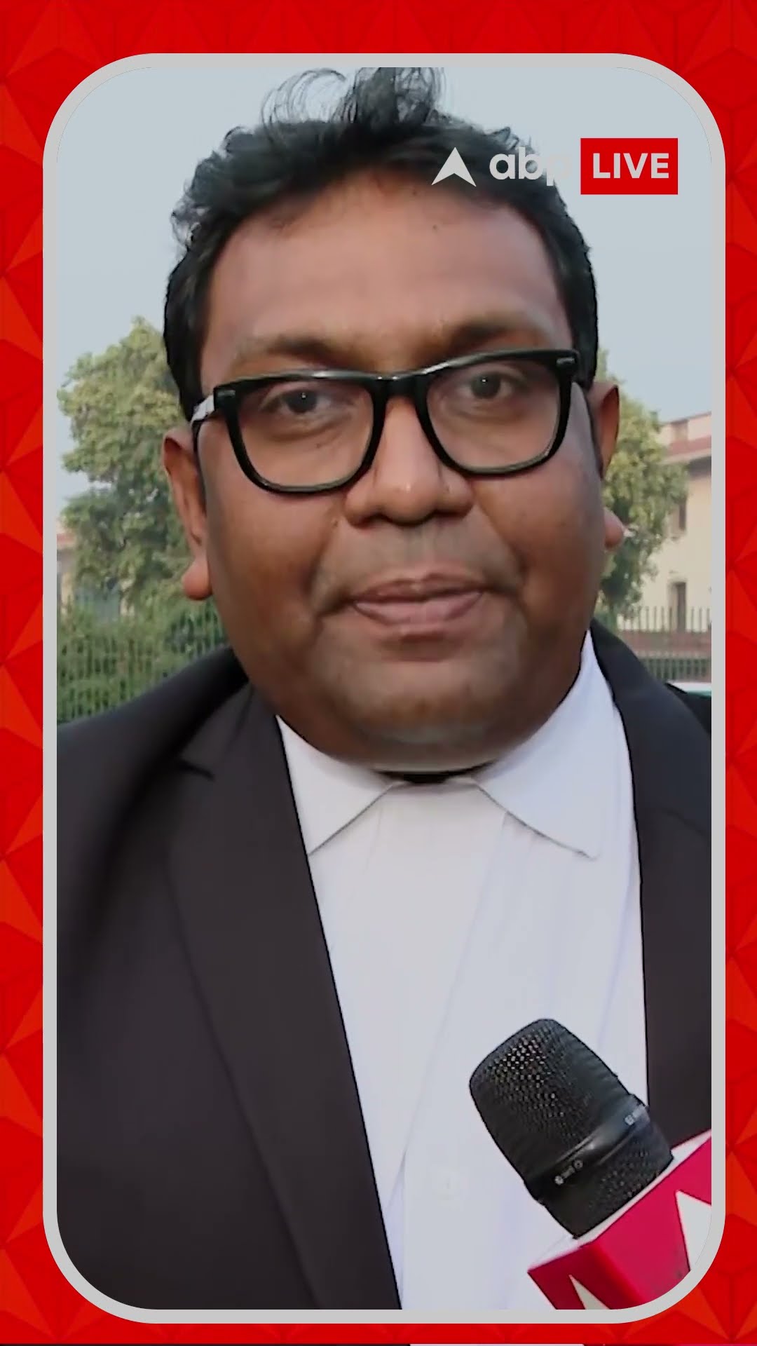 বিতর্কের কেন্দ্রবিন্দুতে OMR শিট! সুপ্রিম কোর্টে প্রশ্নবাণে বিদ্ধ SSC।কী জানাচ্ছেন আইনজীবী?
