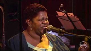 Kim Massie with the Teddy Presberg Organ Trio "Superstition" KDHX Stevie Wonder Tribute