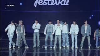 【2024 Weverse Con】SEVENTEEN (세븐틴) 'God of Music   HOT   MAESTRO…' 4K Fancam 직캠 | 위버스콘 240616