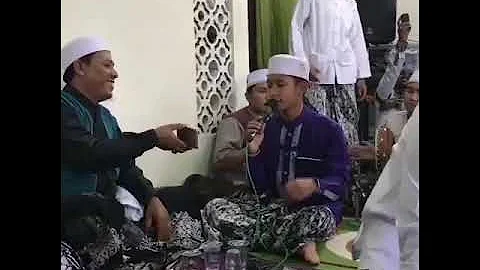 Deen Assalam ~Gus Azmi syubbanul muslimin ft Tio Almunsyidin