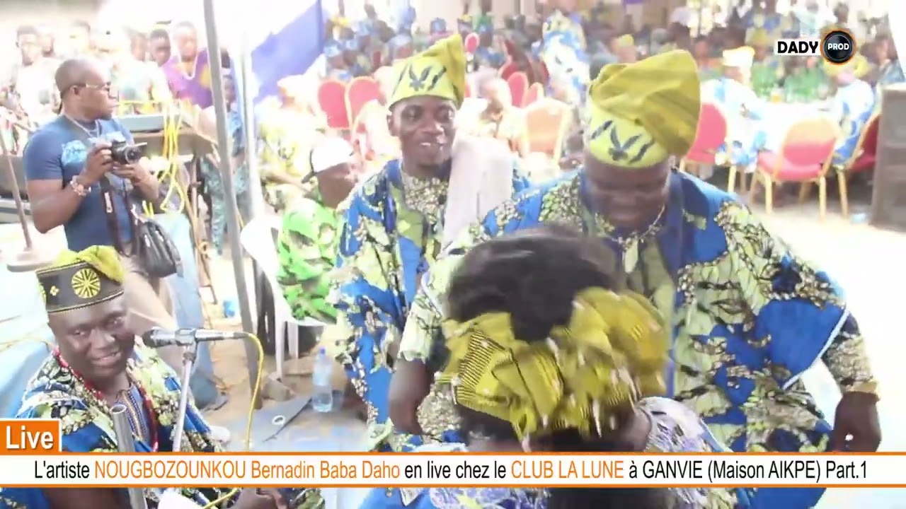 BABA-DAHO En Live Spectacle Avec le CLUB LA LUNE à Ganvié