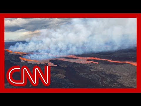 See images of Mauna Loa erupting for first time since 1984