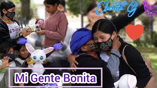 Ayudando a VENDER a mi gente en las CALLES de OTAVALO | Eleniita G ft DannyAlexis_