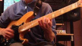 How to play slap bass - Run For Cover - Marcus Miller part 3/3 chords