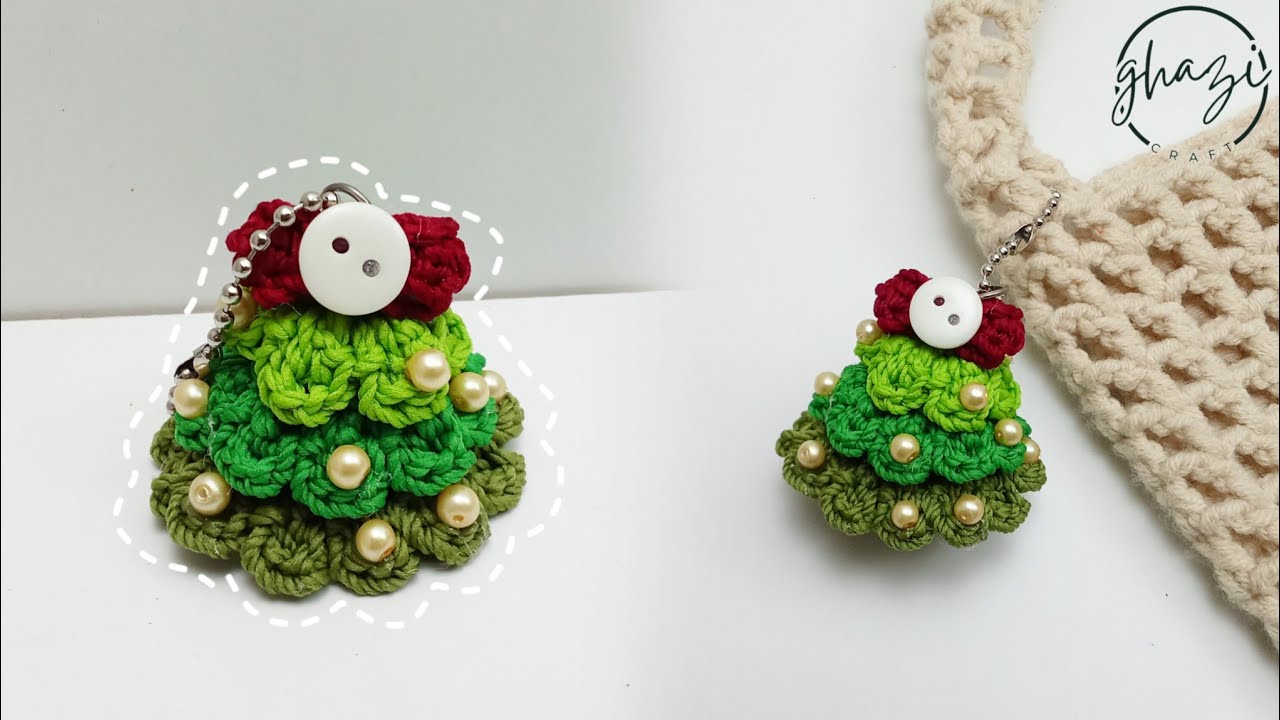 Crochet Christmas Tree Keychain / Crochet Christmas Tree