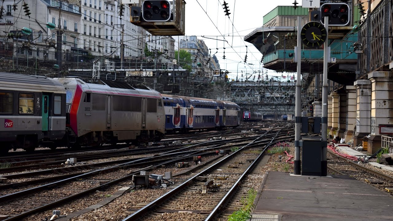 Paris St Lazare - Timelapse [1heure à l'heure de pointe]