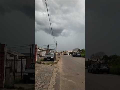 CHUVA FORTE ENTRADA CIDADE VINDO SÃO JOÃO DEL REI ! EM ALGUNS PONTOS DA CIDADE NENHUM PINGO DE CHUVA