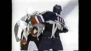 Sandy McCarthy vs Scott Thornton - Mar 31, 1995