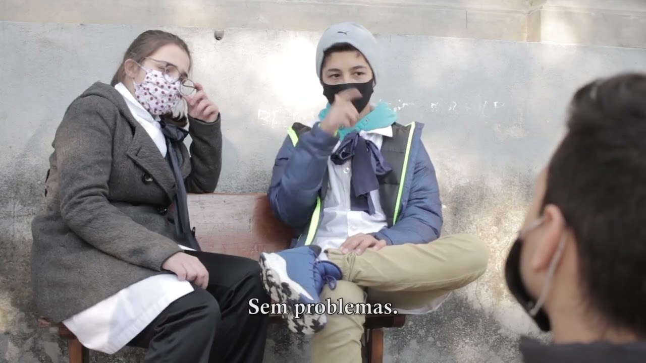 Un banco con historia - legendado em portugués