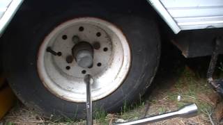 How To Change a Popup Trailer Camper Tire With a Jack