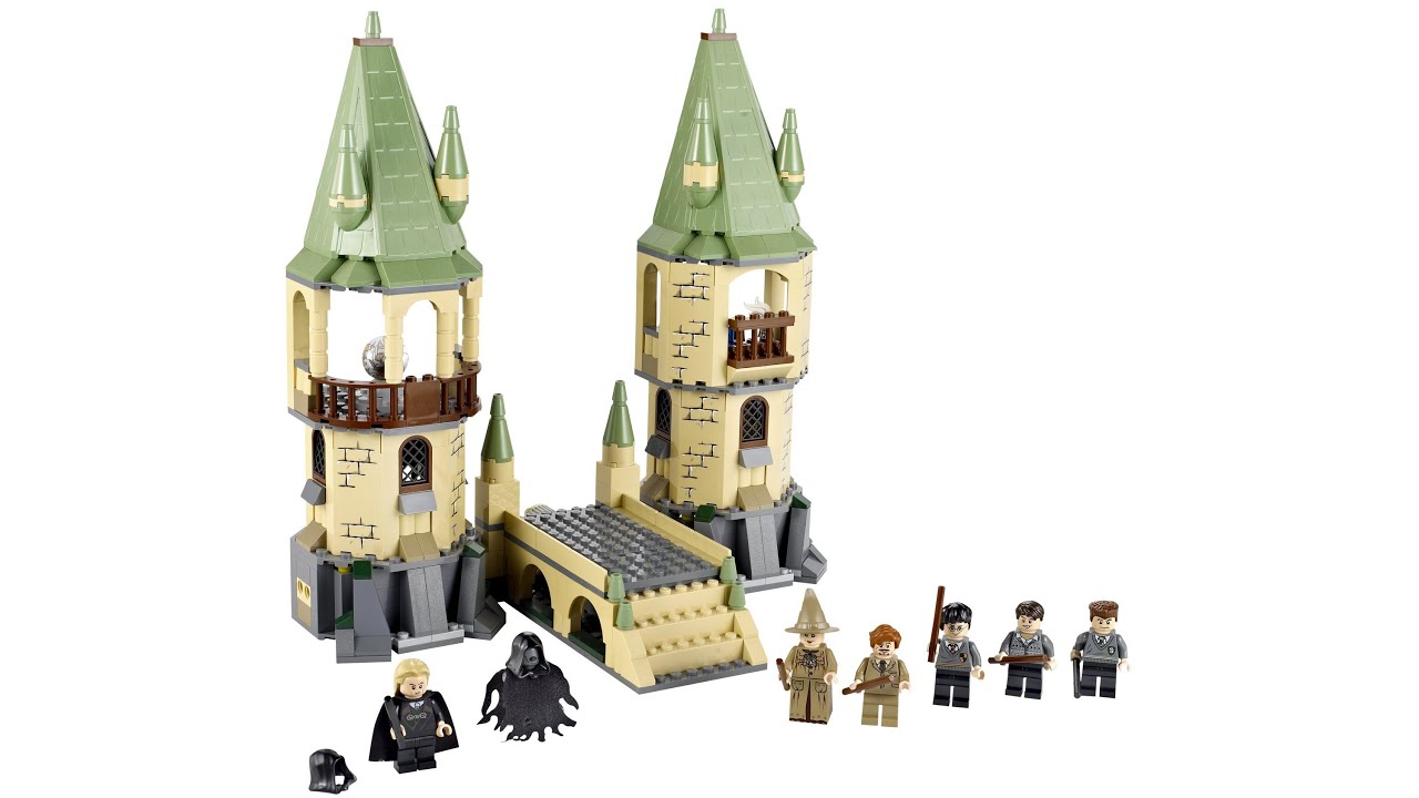 LEGO Harry Potter Battle of Hogwarts + combined Hogwarts Castle :  r/legoharrypotter