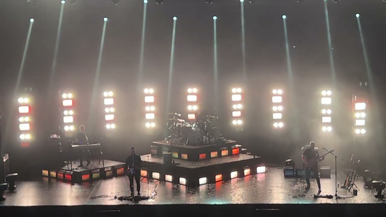 White Lies - Getting Even (Live)