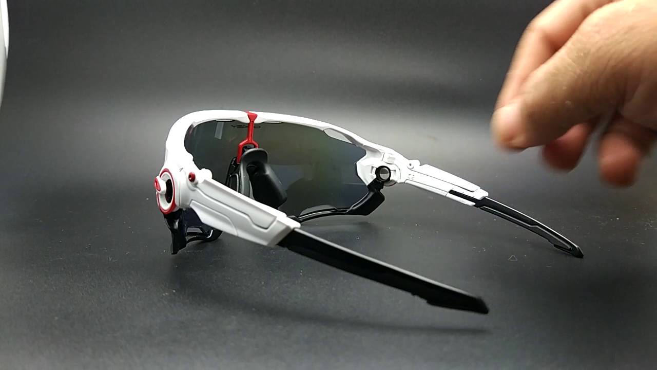 oakley jawbreaker black and white