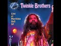 Capture de la vidéo The Twinkle Brothers- Live At The Maritime Hall