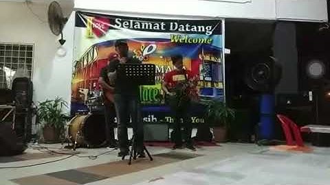 WIDURI Starducks Buskers